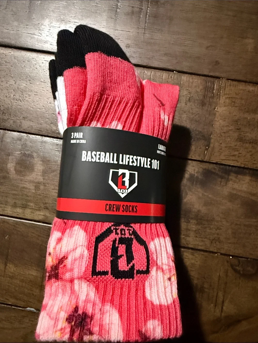 Baseball Lifestyle 101 Pink Floral Crew Socks